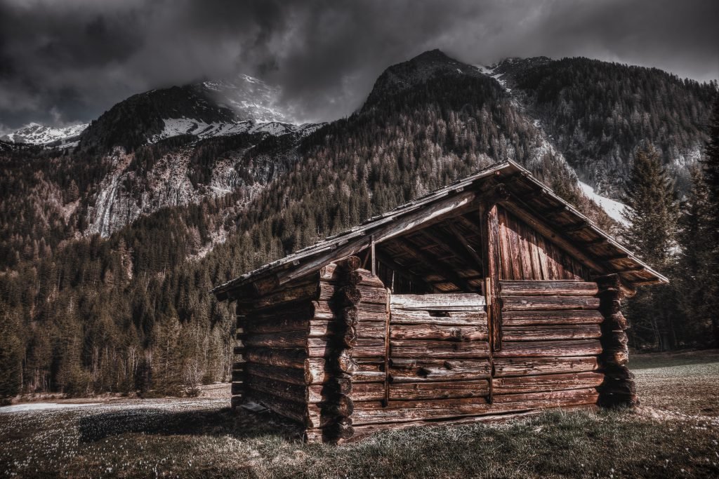 Genre Horror - Script Angel - eberhard-grossgasteiger-682345-unsplash